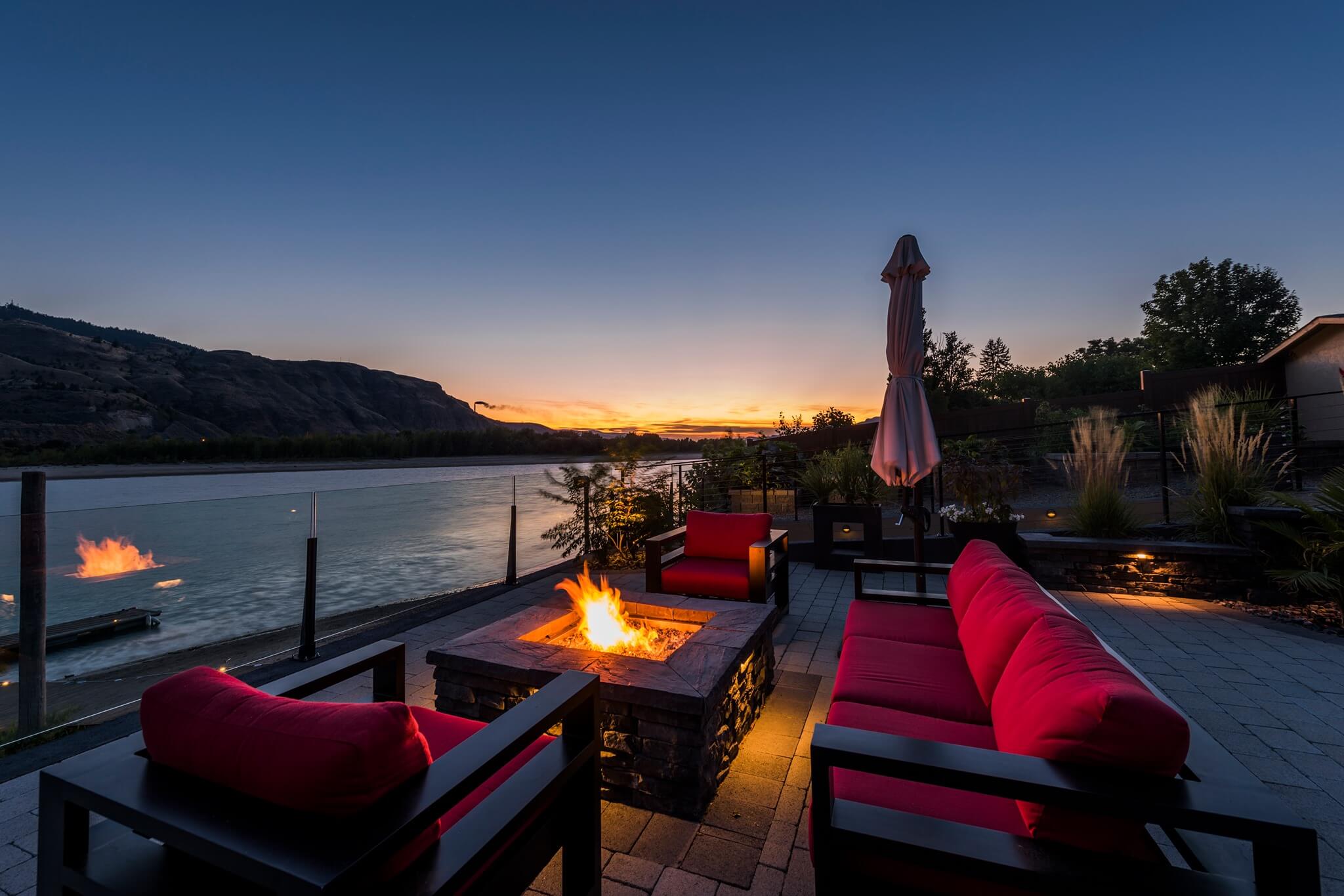 Lyons Landscaping Everything Outside