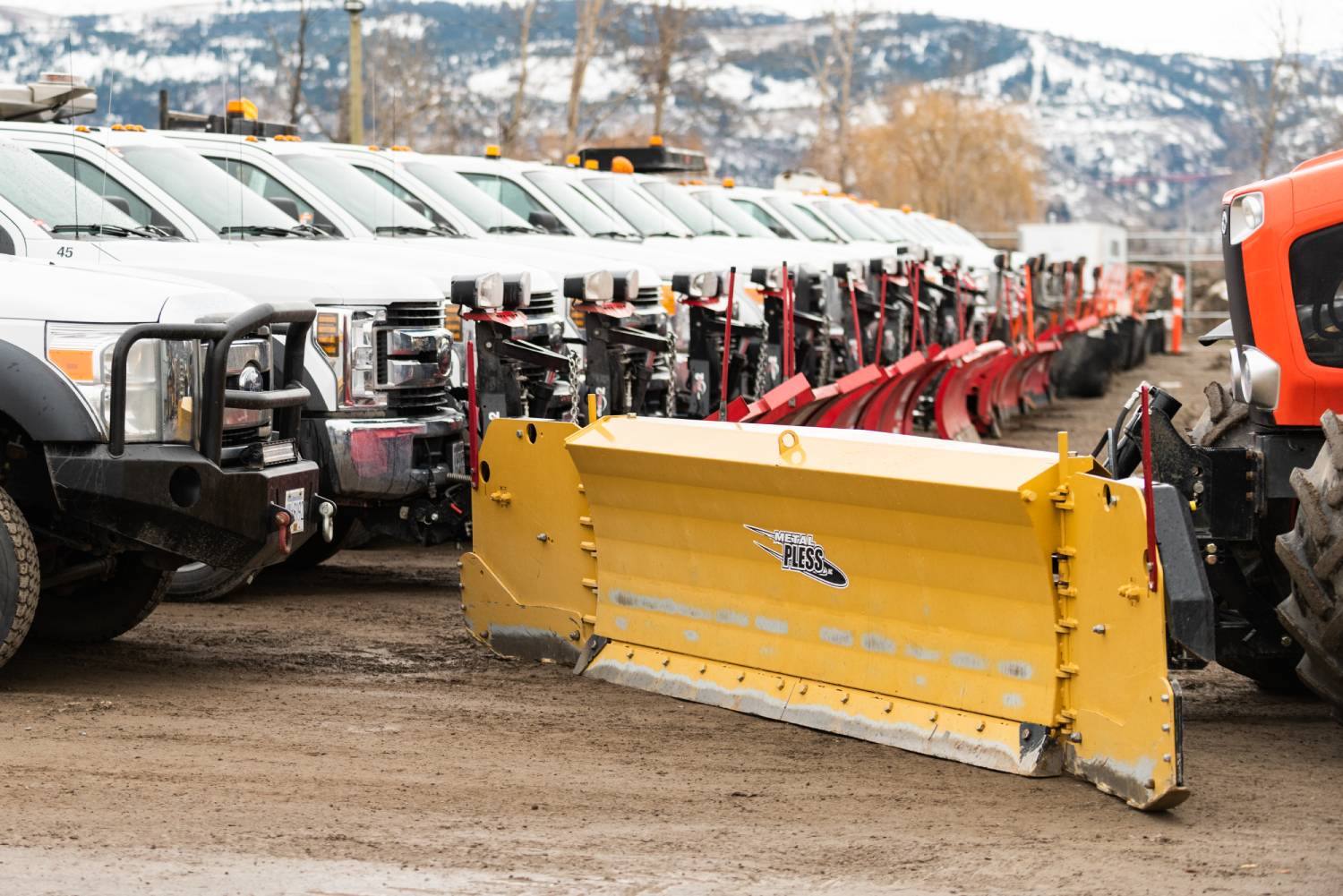 Lyons Landscaping Everything Outside