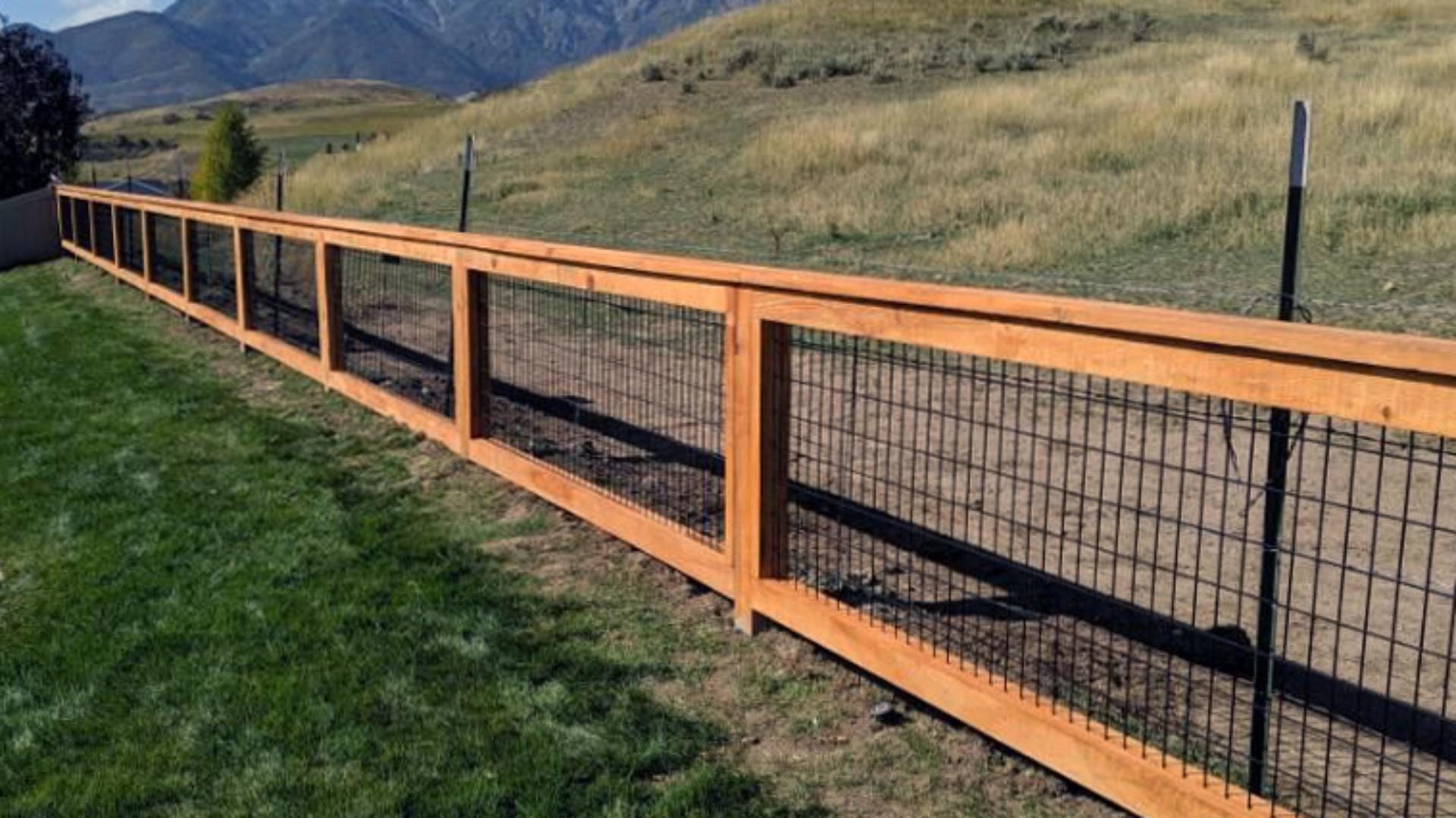 High-Tight-Fencing-Custom-Fence-Mountain-Home-Project-2